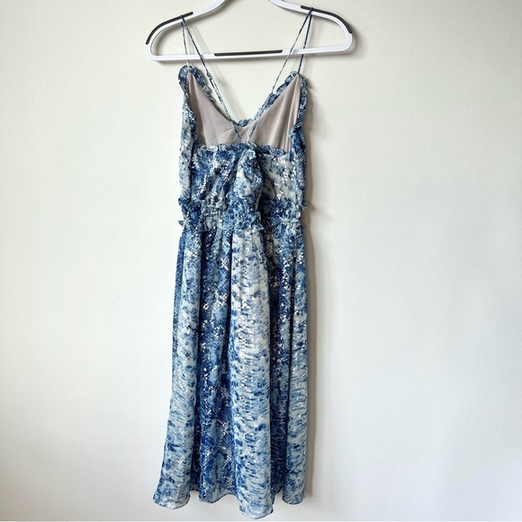 NWT Elliatt Blue Silver Collection Midi Dress - Picture 5 of 7